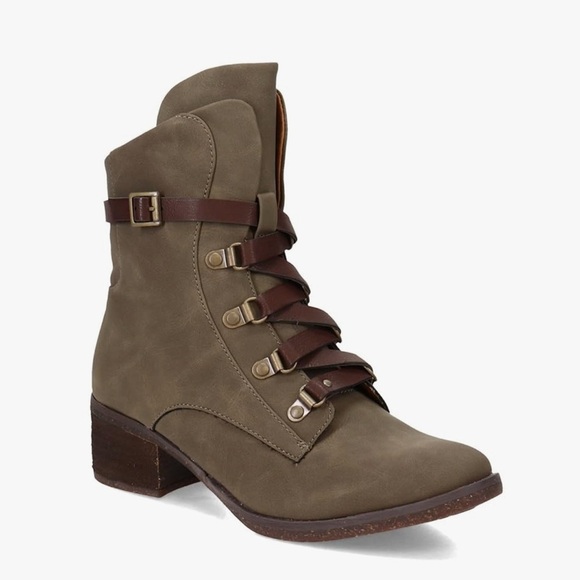 Korks utilitarian chic Reese comfort lace up boot Utility farmhand sophisticated - Picture 1 of 9